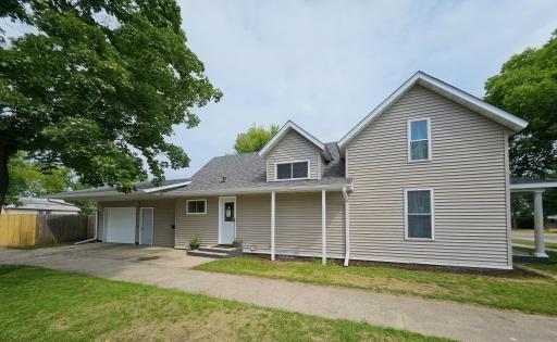 323 1st Street SW, Wadena, MN 56482