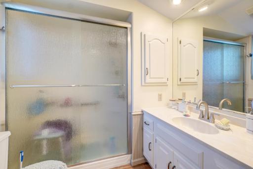 723 Glenna Dr-48.jpg