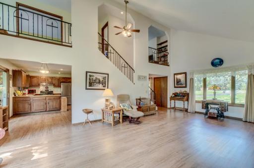 723 Glenna Dr-27.jpg