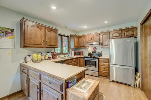 723 Glenna Dr-32.jpg