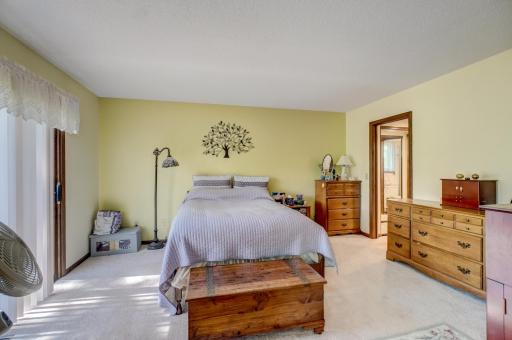 723 Glenna Dr-43.jpg