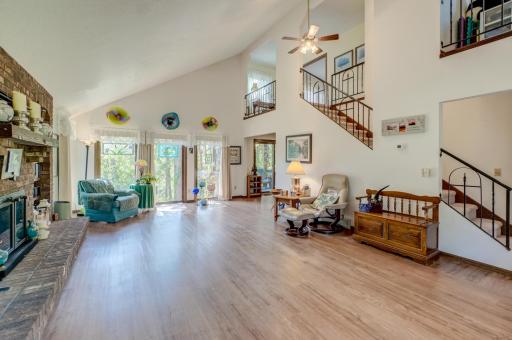 723 Glenna Dr-25.jpg