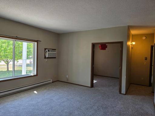 1727 27th Avenue S, Fargo, ND 58103