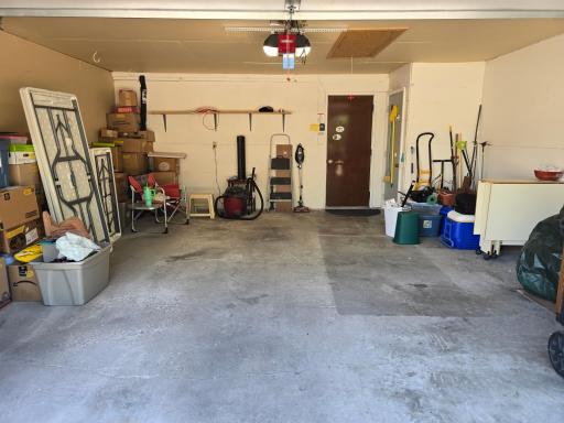 1727 27th Avenue S, Fargo, ND 58103