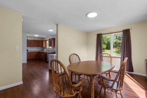 395 Kingston Avenue, Maplewood, MN 55117