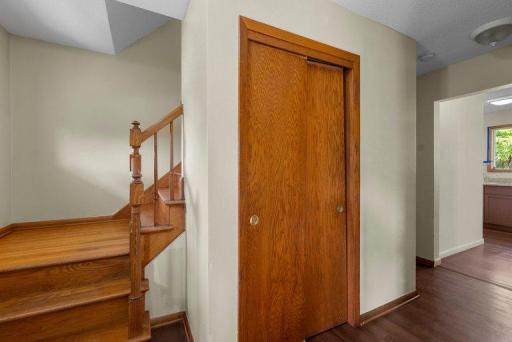 395 Kingston Avenue, Maplewood, MN 55117