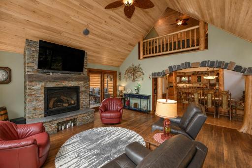 6245 Sugarbush Trail, Brainerd, MN 56401