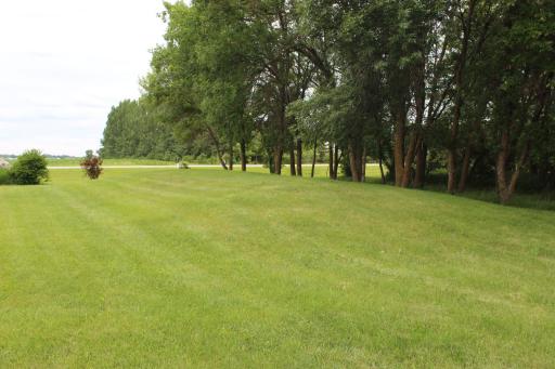 22768 28th Avenue N, Hawley, MN 56549