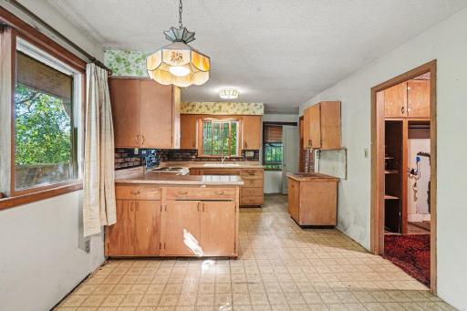 1101 Goose Lake Road, Saint Paul, MN 55110