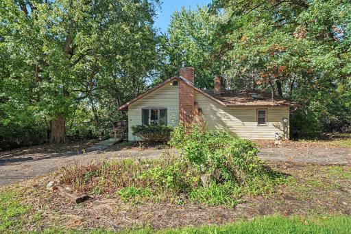 1101 Goose Lake Road, Saint Paul, MN 55110