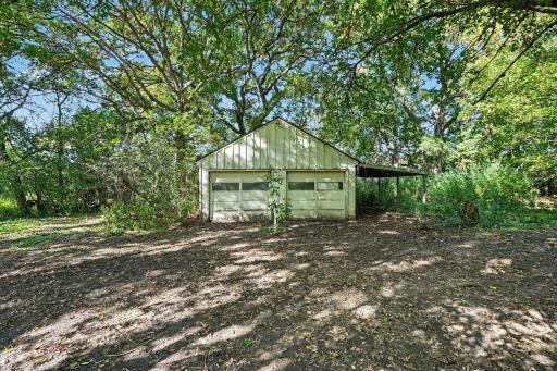 1101 Goose Lake Road, Saint Paul, MN 55110
