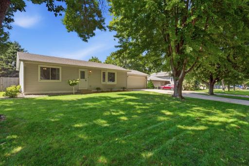 1217 27th Street NW, Willmar, MN 56201