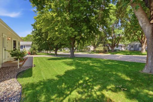 1217 27th Street NW, Willmar, MN 56201