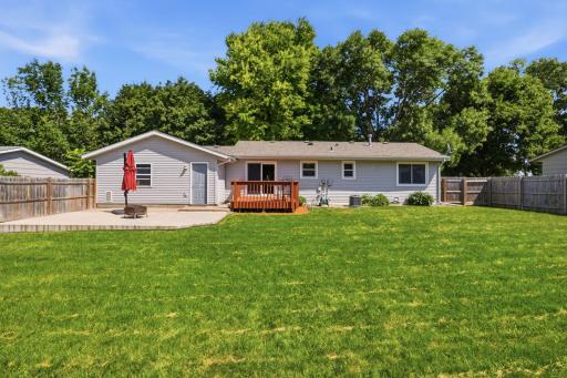 1217 27th Street NW, Willmar, MN 56201