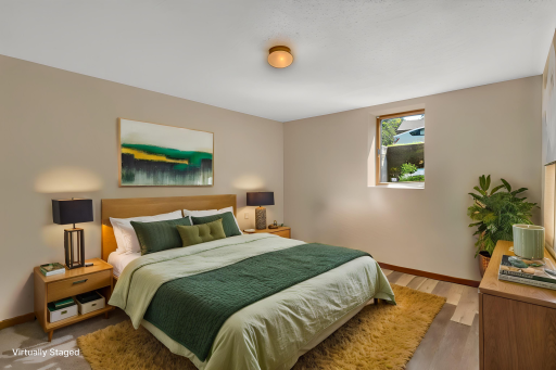 22-web-or-mls-DSC08679 - Bedroom - Mid-Century Modern - 2.jpg