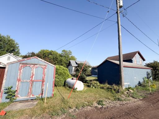 102 Milbrath Street, Okabena, MN 56161