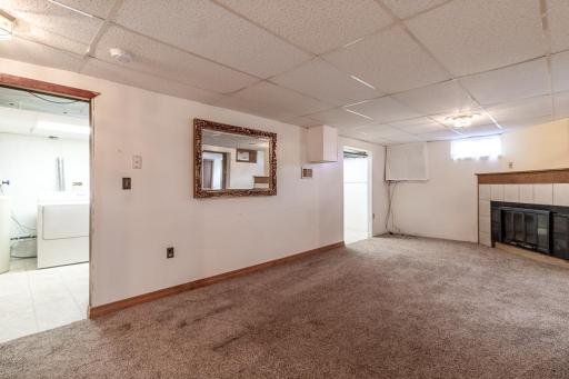 100 Meadow Lane, Mankato, MN 56001