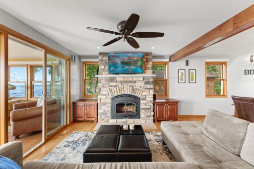Wood burning fireplace for those chilly lake nights~