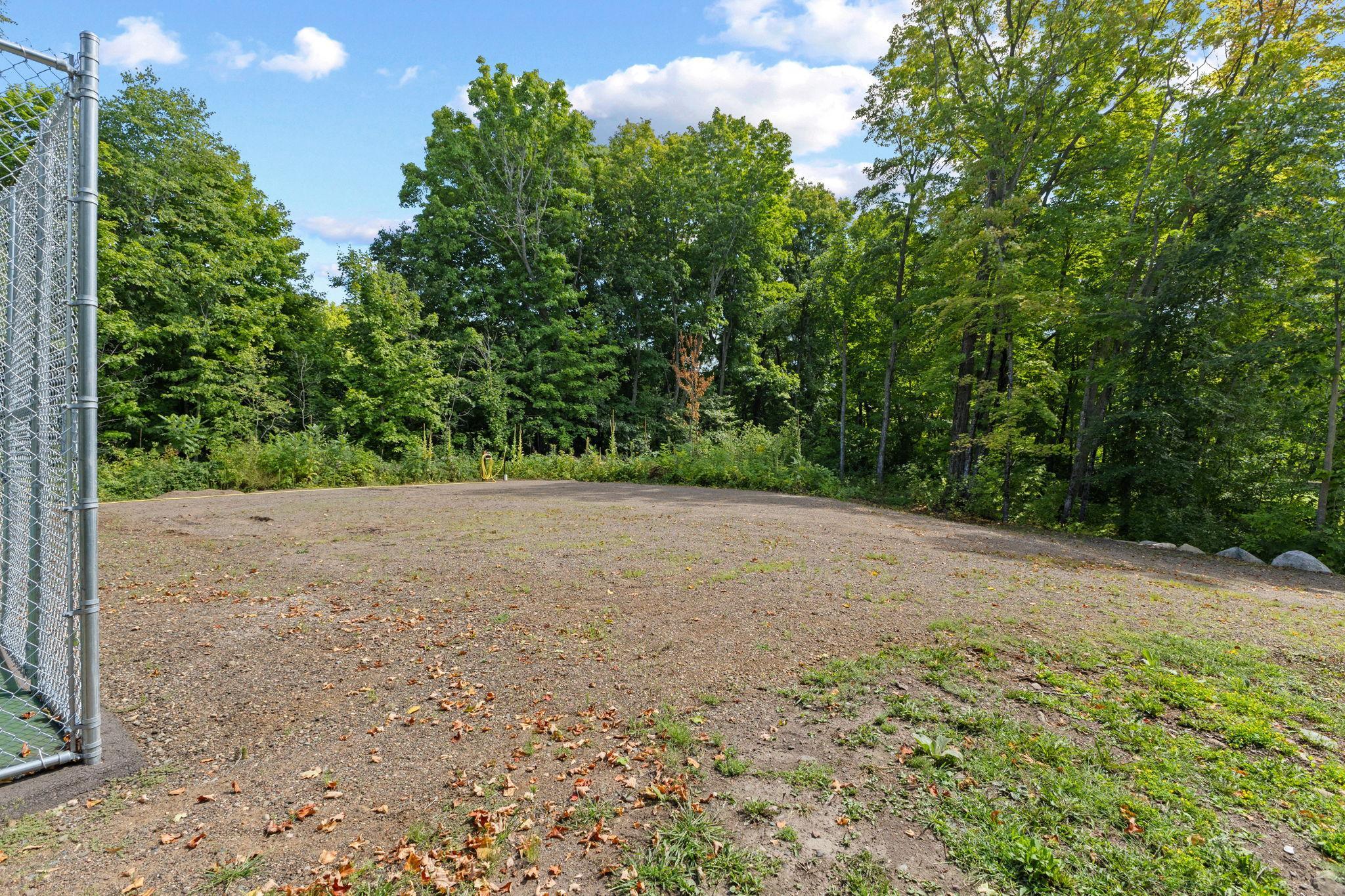 area ready for you to build~