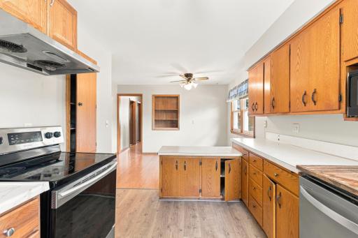 838 37th Avenue N, Saint Cloud, MN 56303
