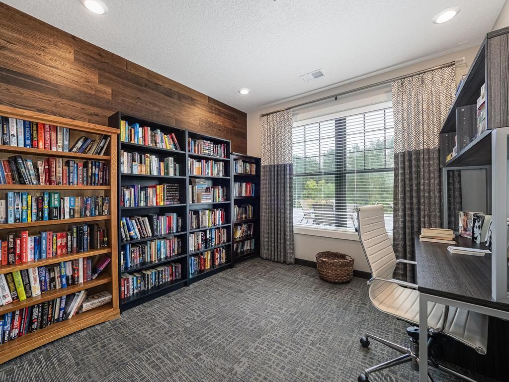Laurel Creek Community room library