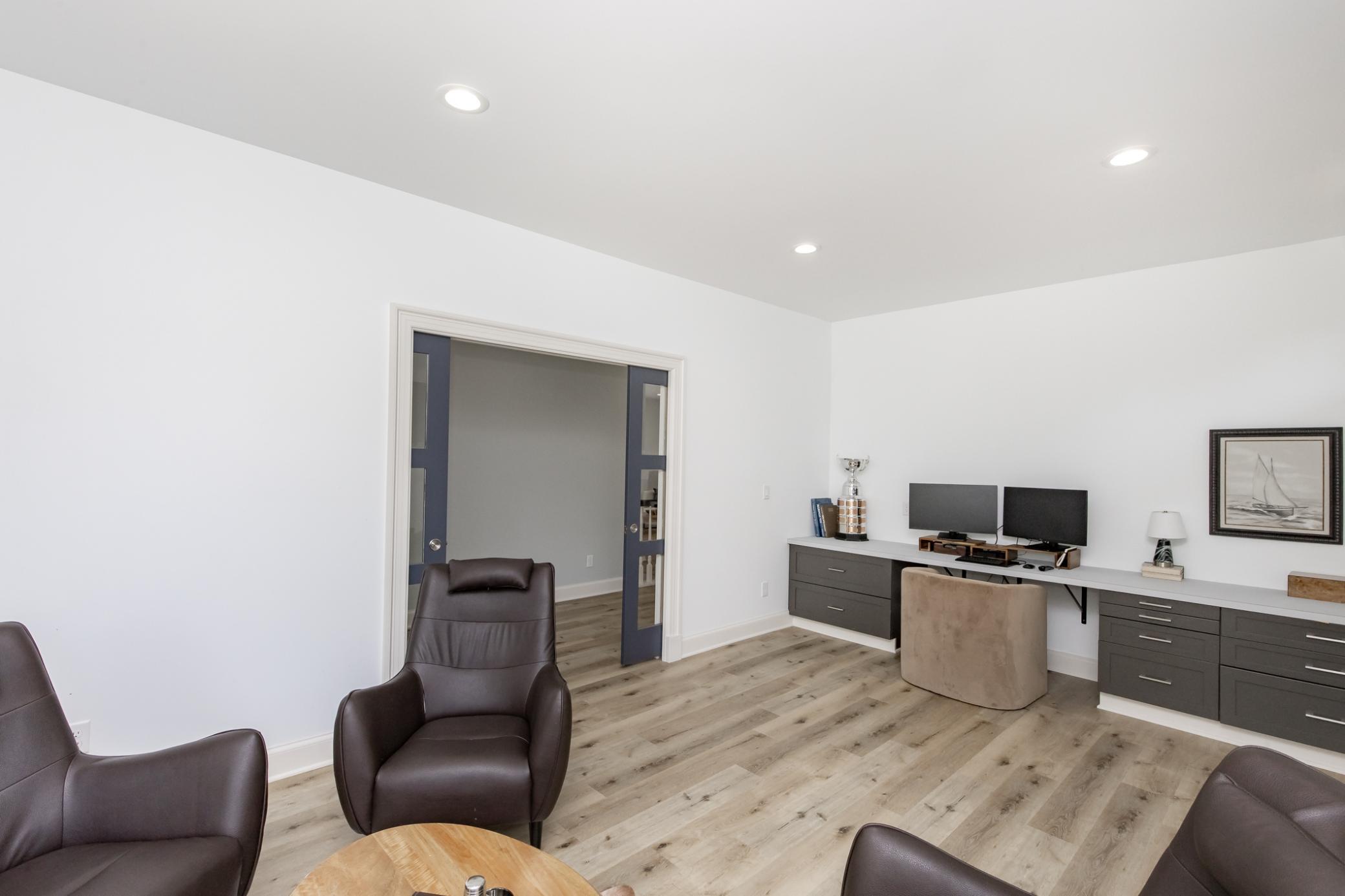 Office/Flex Room