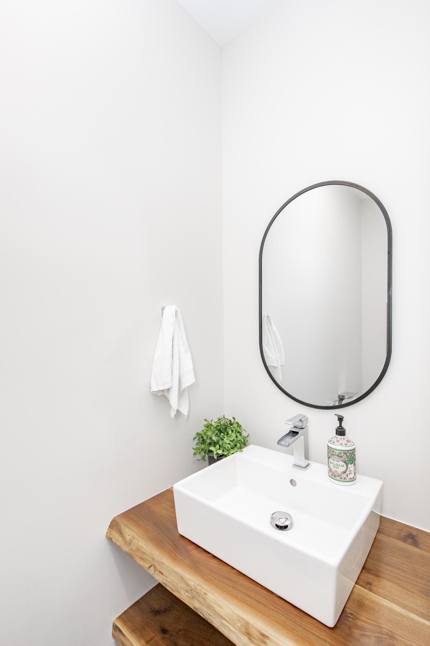 Bathroom 2 - Half