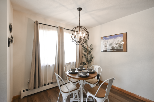 Updating light fixtures, paint and flooring throughtout!
