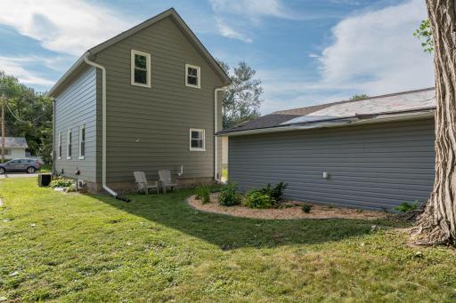 28-web-or-mls-1041-quincy-st.jpg