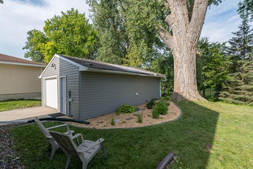 25-web-or-mls-1041-quincy-st.jpg