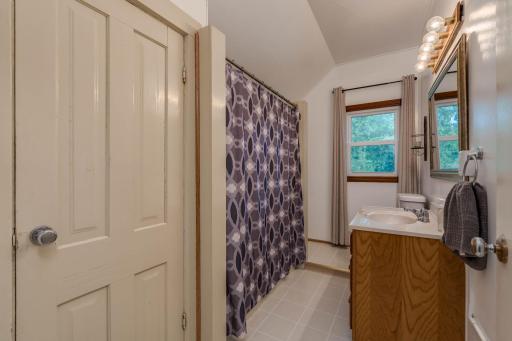 19-web-or-mls-1041-quincy-st.jpg