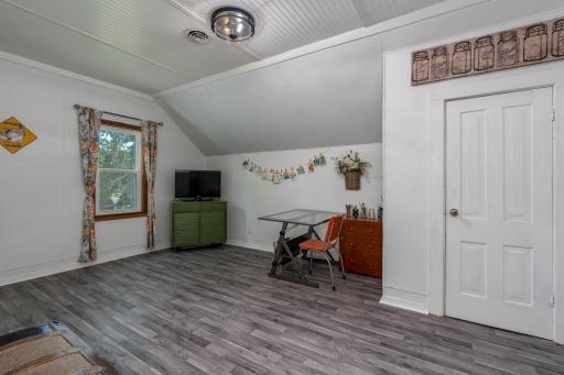 17-web-or-mls-1041-quincy-st.jpg