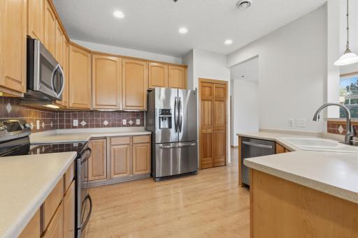 Freshly painted throughout, easy to clean flooring and tile backsplash are just some of the features.