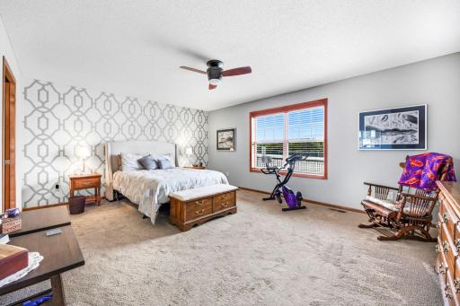 5120 Parker Circle, Robbinsdale, MN 55422
