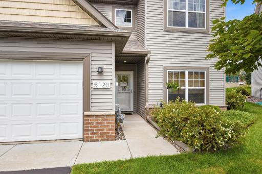 5120 Parker Circle, Robbinsdale, MN 55422