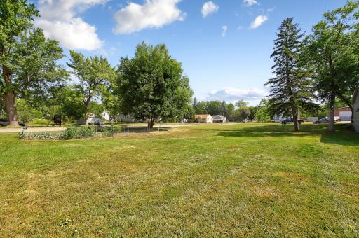 1052 Miller Avenue, Windom, MN 56101