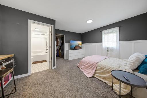 1052 Miller Avenue, Windom, MN 56101