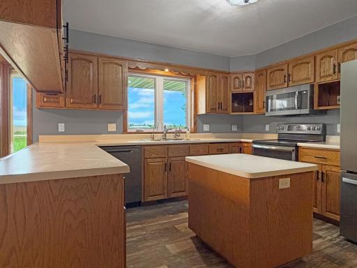 1852 State Highway 30, Currie, MN 56123