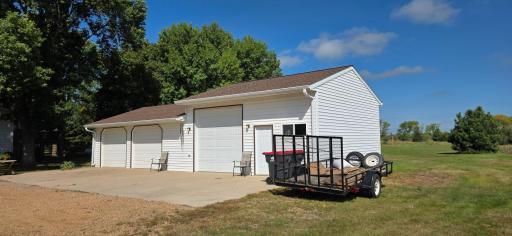 30977 350th Street, Redwood Falls, MN 56283