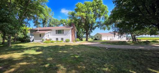 30977 350th Street, Redwood Falls, MN 56283