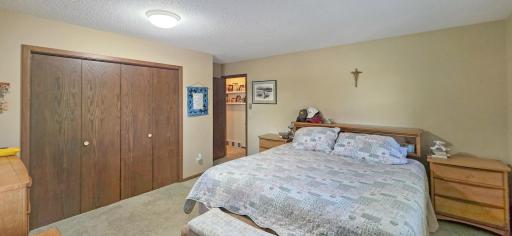 30977 350th Street, Redwood Falls, MN 56283