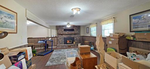 30977 350th Street, Redwood Falls, MN 56283