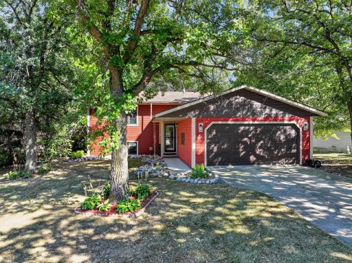 205 Kenwood Drive, Alexandria, MN 56308