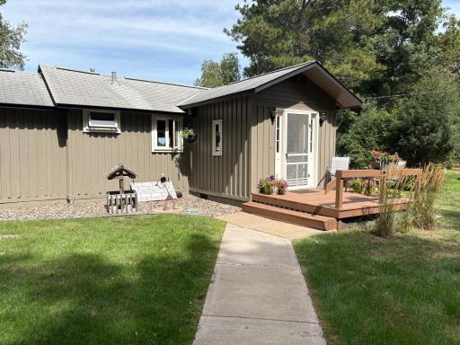 sidewalk to front door