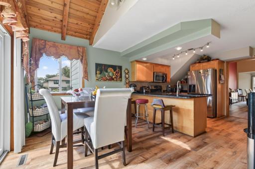 16609 Illinois Avenue, Lakeville, MN 55044