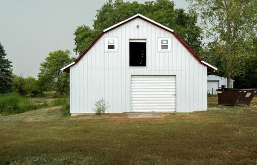 Barn
