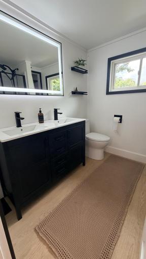 Bathroom 2 Upper Level
