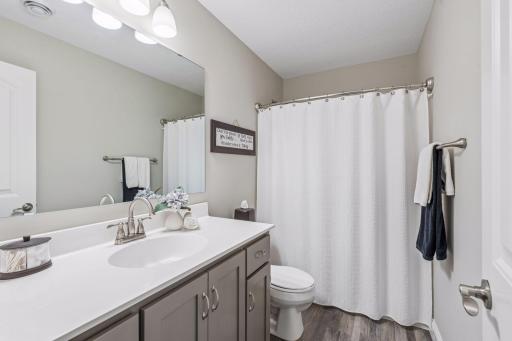 1558 Spruce Street, Farmington, MN 55024