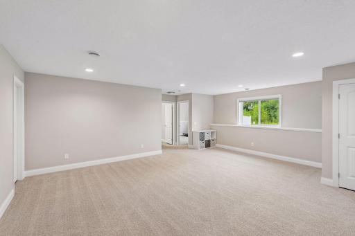 1558 Spruce Street, Farmington, MN 55024
