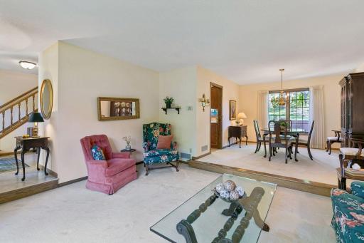 10001 Chowen Avenue S, Bloomington, MN 55431